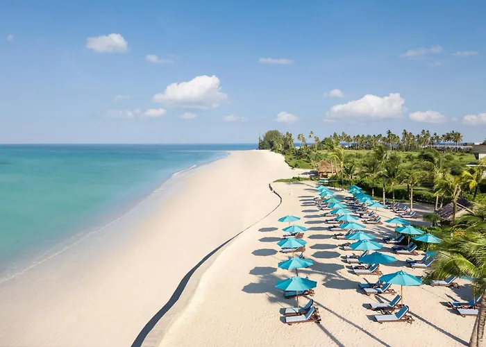 Le Meridien Khao Lak Resort & Spa