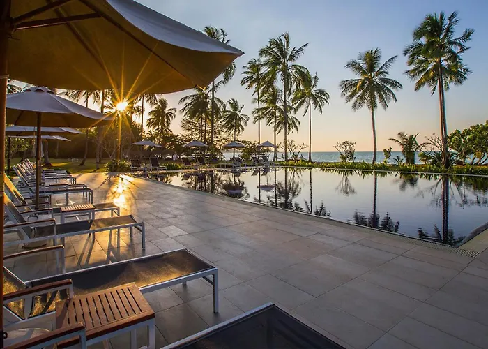 Kantary Beach Hotel Villas & Suites